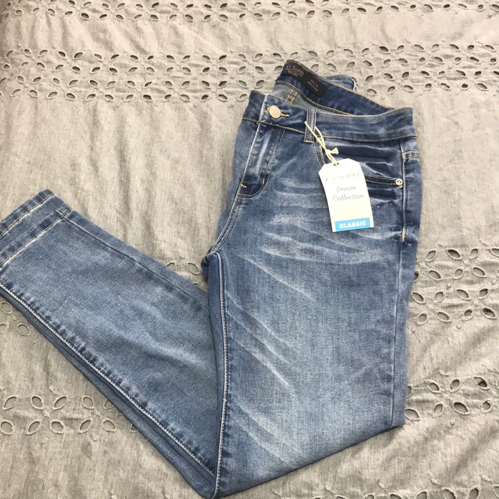 Women’s jeans